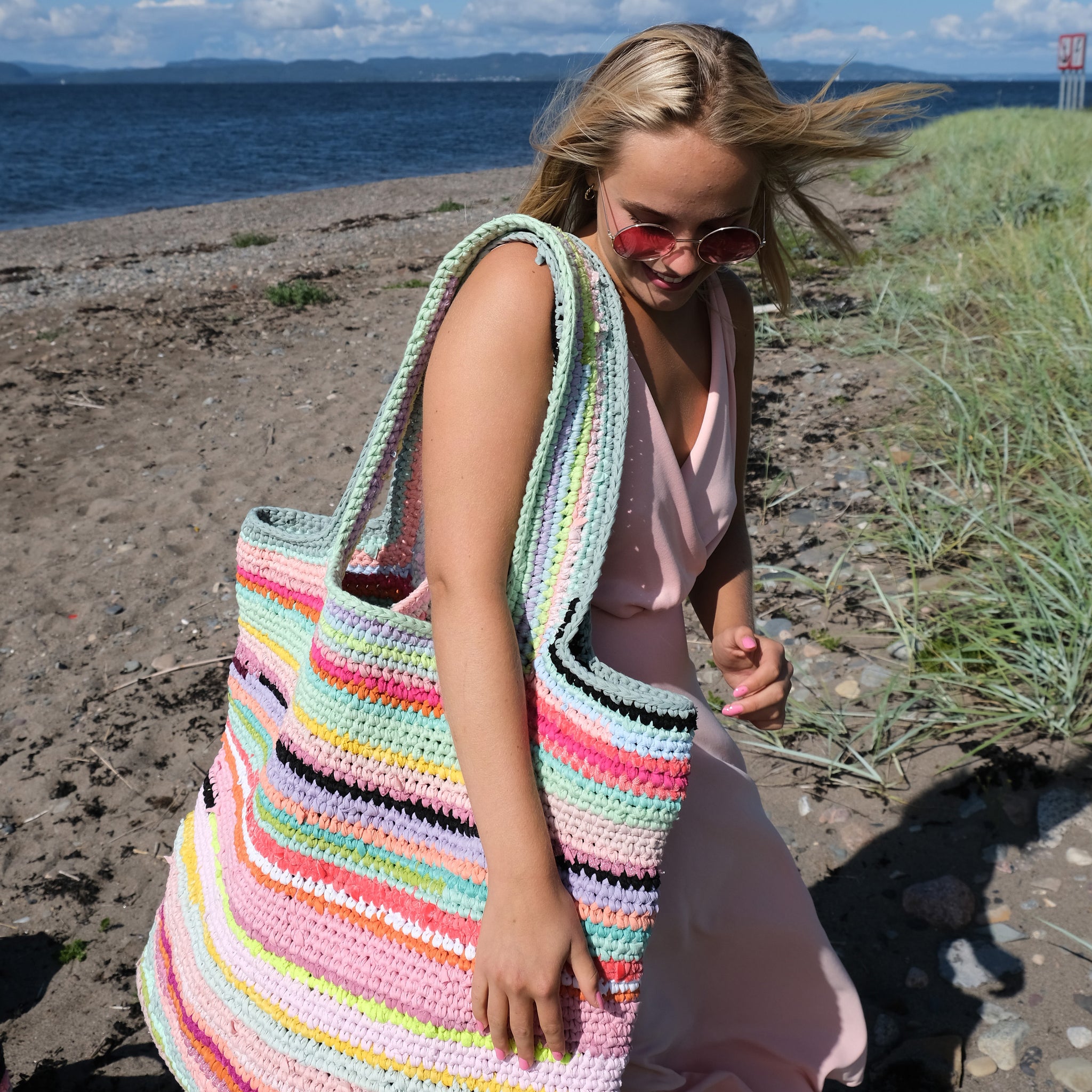 Gratis oppskrift på Stor strandveske av filler
